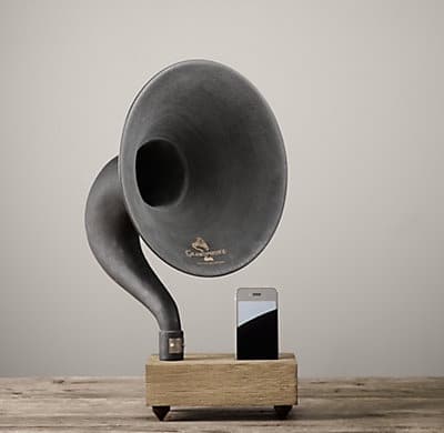 a gramophone powered by iPhone