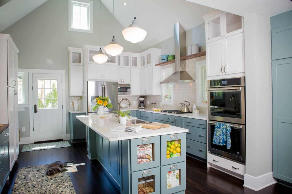 Transitional kitchen