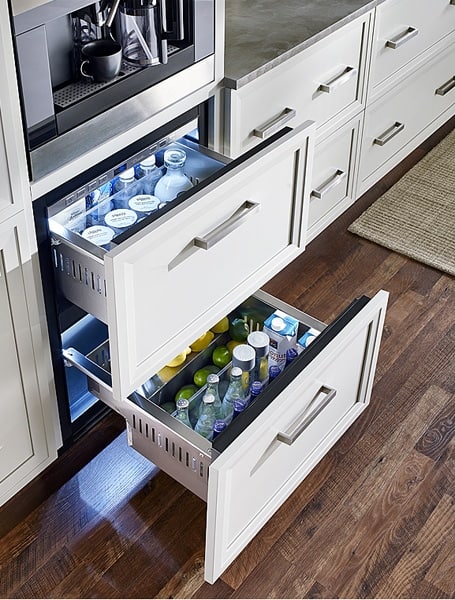 Undercounter refrigerator