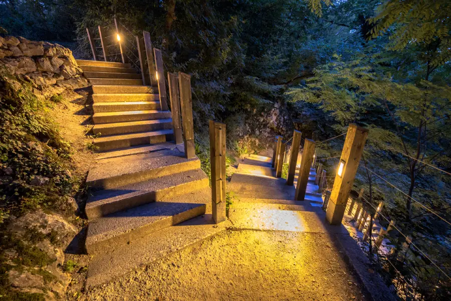 walkway 5